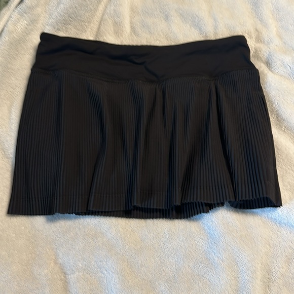 Lululemon varsity high rise size 6 - Picture 2 of 7